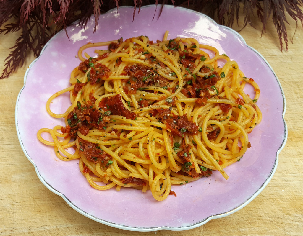 Aszalt paradicsomos spagetti