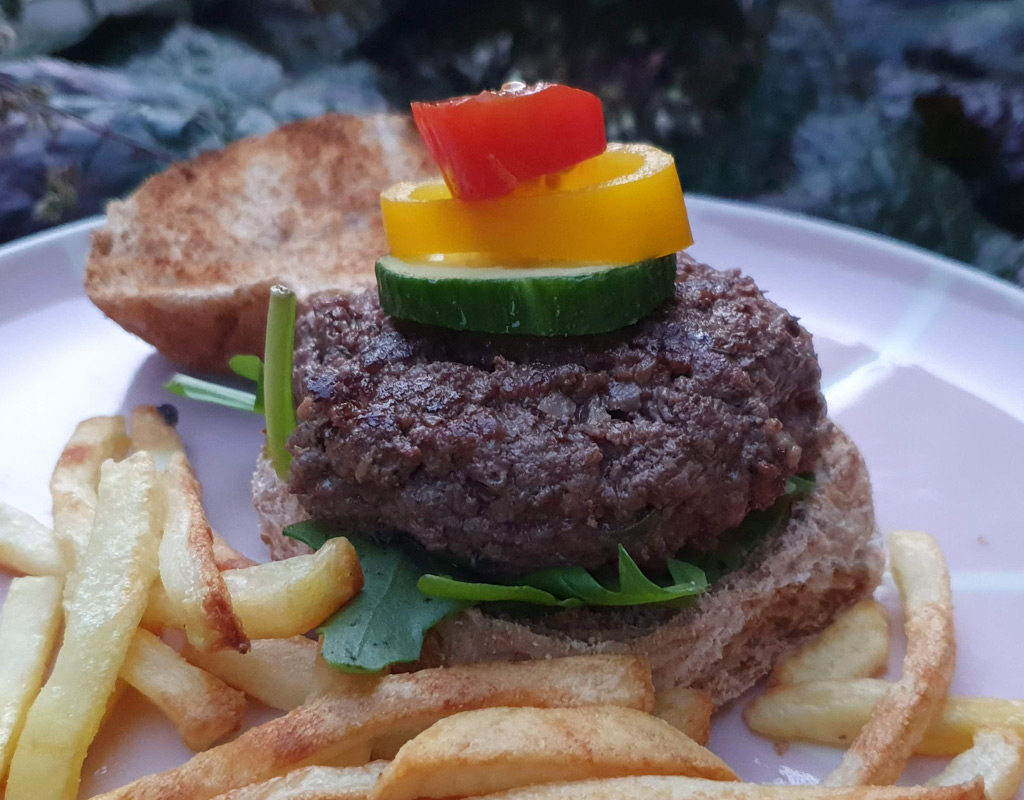 Csirkemájas hamburger