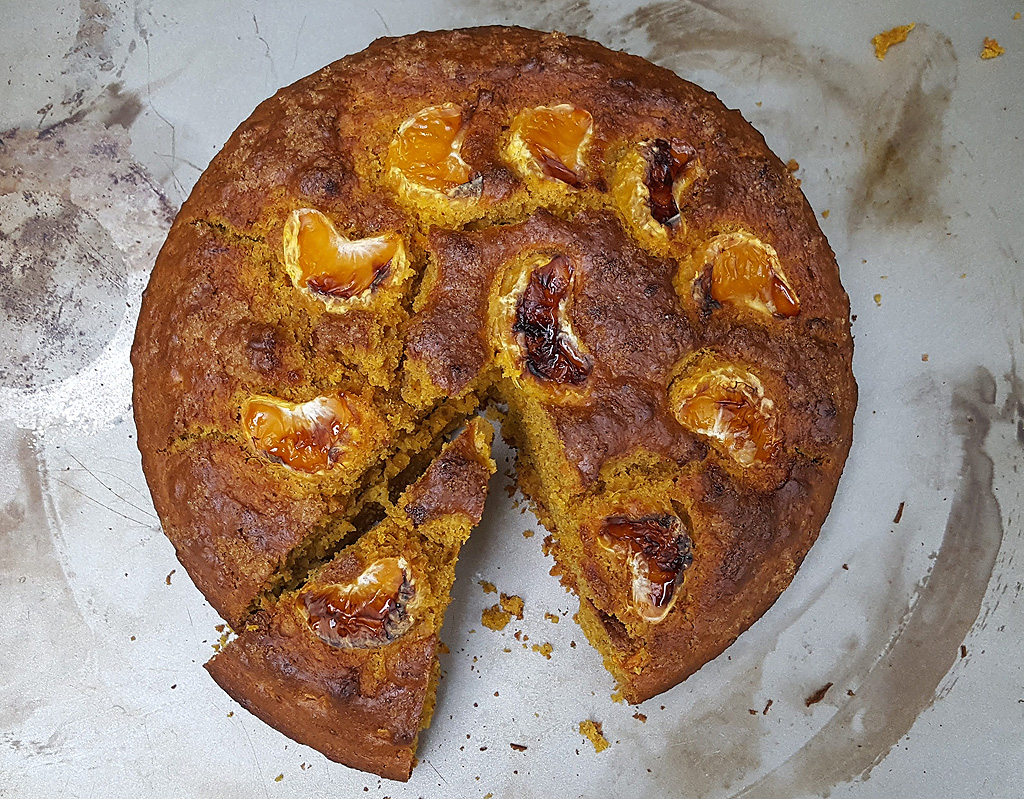 Mandarinos sárgarépa torta