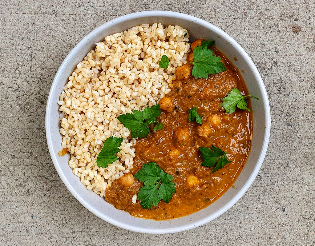 Sült karfiol és paprika curry